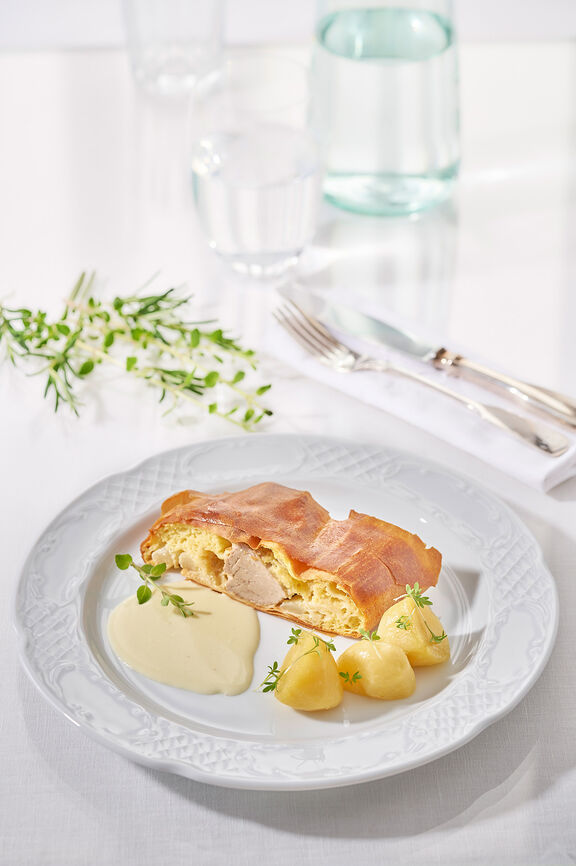 Magdas ESSEN Spargelstrudel c Peter Barci