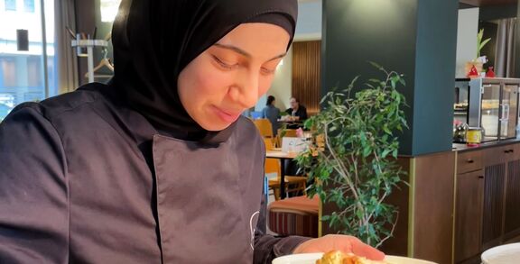 Magdas LOKAL Vienna City tea time Lehrling Sedra